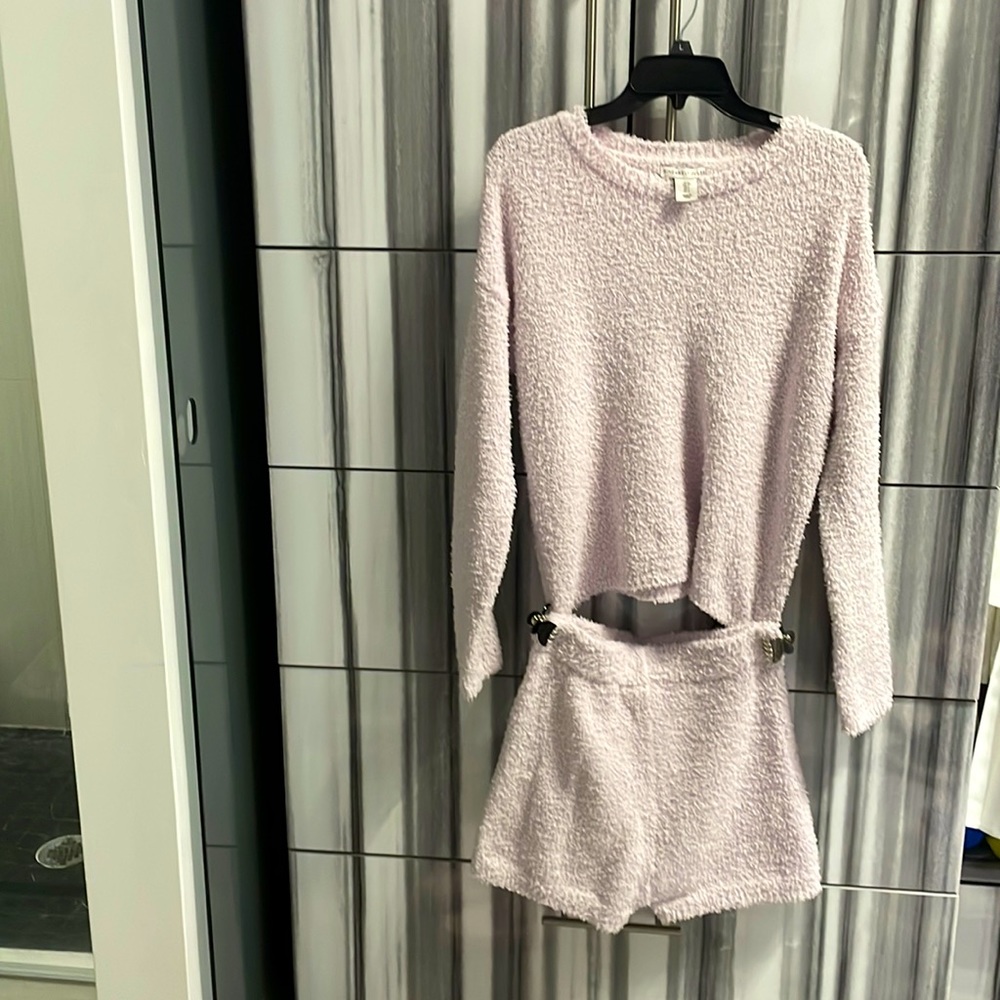 Baby pink cozy set size Small. Never worn.